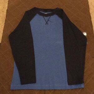 Boys Faded Glory NWT Light & Dark Blue Long Sleeve With Slight Imperfection